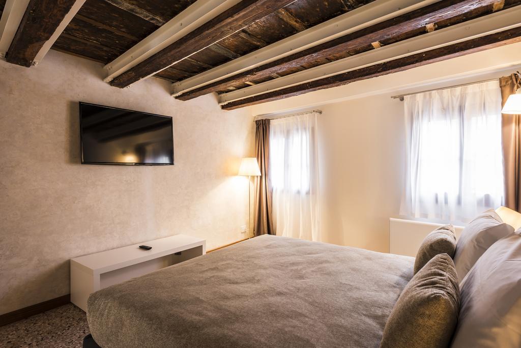 Myplace Campo Santa Margherita Apartments Venedig Exterior foto