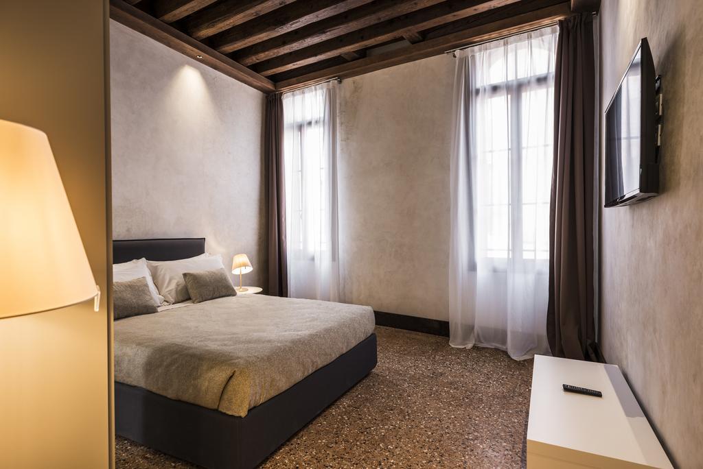 Myplace Campo Santa Margherita Apartments Venedig Exterior foto