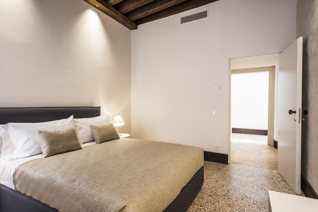 Myplace Campo Santa Margherita Apartments Venedig Exterior foto