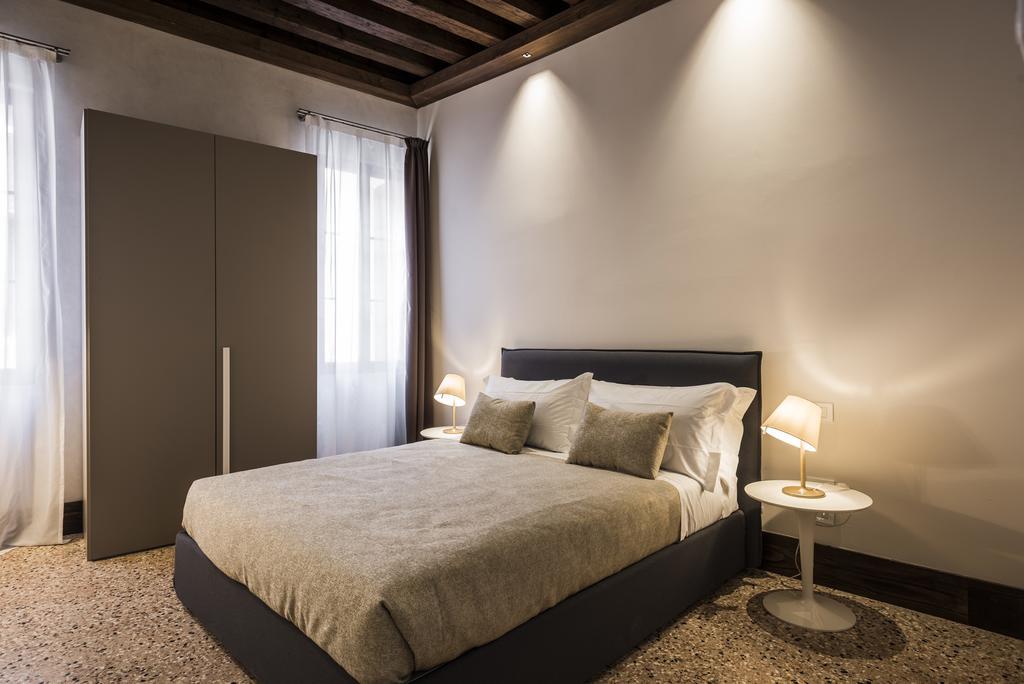 Myplace Campo Santa Margherita Apartments Venedig Exterior foto